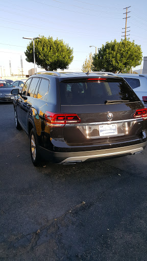 Volkswagen Dealer «Neftin Westlake Volkswagen», reviews and photos, 3550 Auto Mall Dr, Thousand Oaks, CA 91362, USA