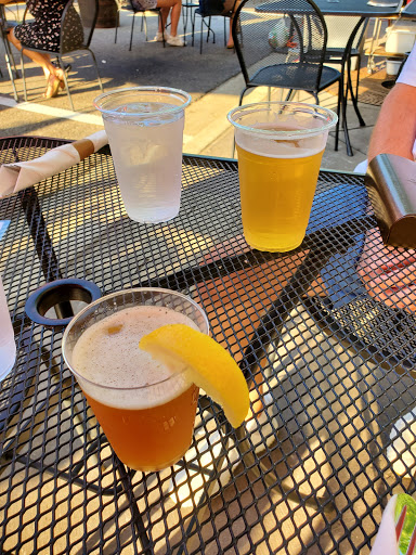 Restaurant «Browndog Treats, Drinks, & Eats», reviews and photos, 120 E Main St, Northville, MI 48167, USA