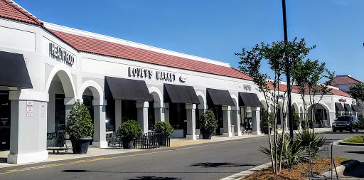 Lovey's Natural Foods & Cafe