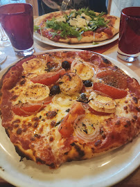 Salami du Pizzeria Pizzéria La Vetrata à Les Deux Alpes - n°19