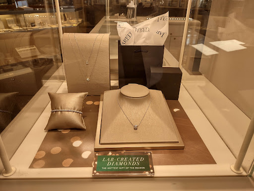 Jewelry Store «Jared The Galleria of Jewelry», reviews and photos, 1720 Mall of Georgia Blvd, Buford, GA 30519, USA