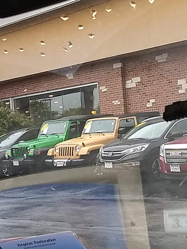 Used Car Dealer «Auto Showcase of Carol Stream», reviews and photos, 545 North Ave, Carol Stream, IL 60188, USA