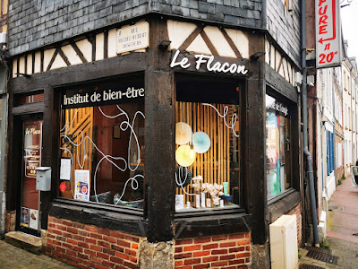 Le Flacon à Bernay