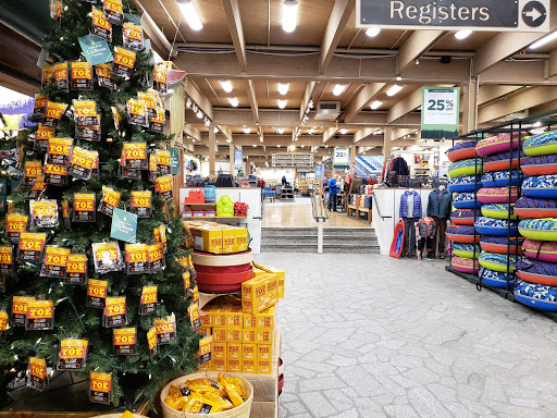 Clothing Store «L.L. Bean», reviews and photos, 95 Main St, Freeport, ME 04032, USA