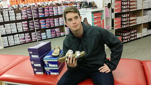 Shoe Store «Famous Footwear», reviews and photos, 6101 Long Prairie Rd, Flower Mound, TX 75028, USA