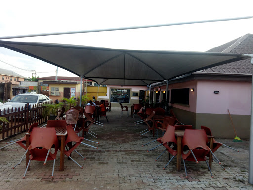 Hub Grillz, 34 Anwai Road, Isieke, Asaba, Nigeria, Chicken Restaurant, state Delta