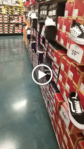 Shoe Store «Shoe Carnival», reviews and photos, 2776 Wilma Rudolph Blvd, Clarksville, TN 37040, USA