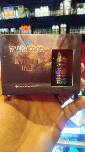 Vaporizer Store «ISmoke East Orlando - Vape & Smoke Shop», reviews and photos, 114 S Semoran Blvd #2, Winter Park, FL 32792, USA