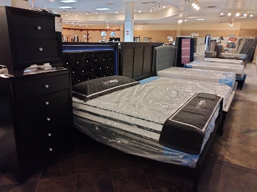 Bedroom Furniture Store «Furniture & Mattress World», reviews and photos, 4020 E Thomas Rd, Phoenix, AZ 85018, USA
