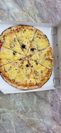 Plats et boissons du Pizzas à emporter Pizza Jacky à Port-Saint-Louis-du-Rhône - n°10