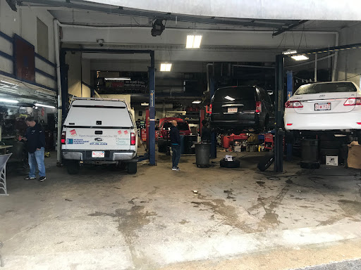 Auto Repair Shop «Moreno Auto Repair», reviews and photos, 39 Haverhill St, Lawrence, MA 01840, USA