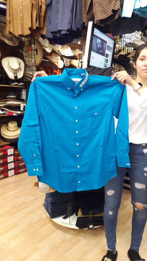 Shopping Mall «Elgin Shopping Mall», reviews and photos, 308 S McLean Blvd, Elgin, IL 60123, USA