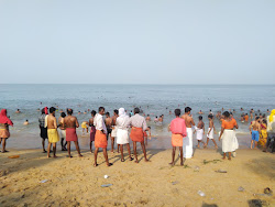 Photo de Puthiya Beach zone sauvage