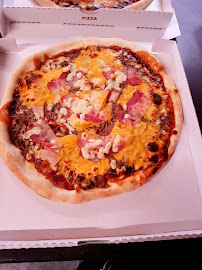 Salami du Pizzas à emporter Hangar à Pizza à Beaufort-en-Anjou - n°6