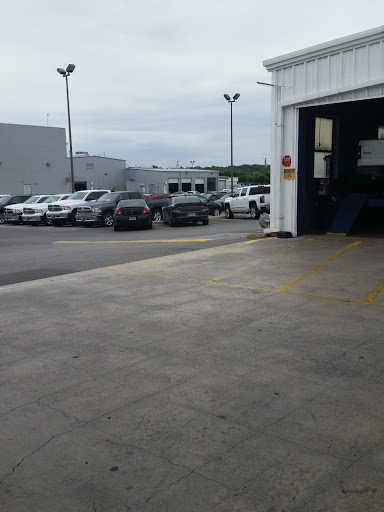 Car Dealer «Ingram Park Chrysler Jeep Dodge RAM», reviews and photos, 7000 NW Loop 410, San Antonio, TX 78238, USA