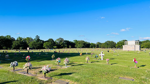 Funeral Home «Memory Chapel Funeral Home», reviews and photos, 2200 Skyland Blvd E, Tuscaloosa, AL 35405, USA