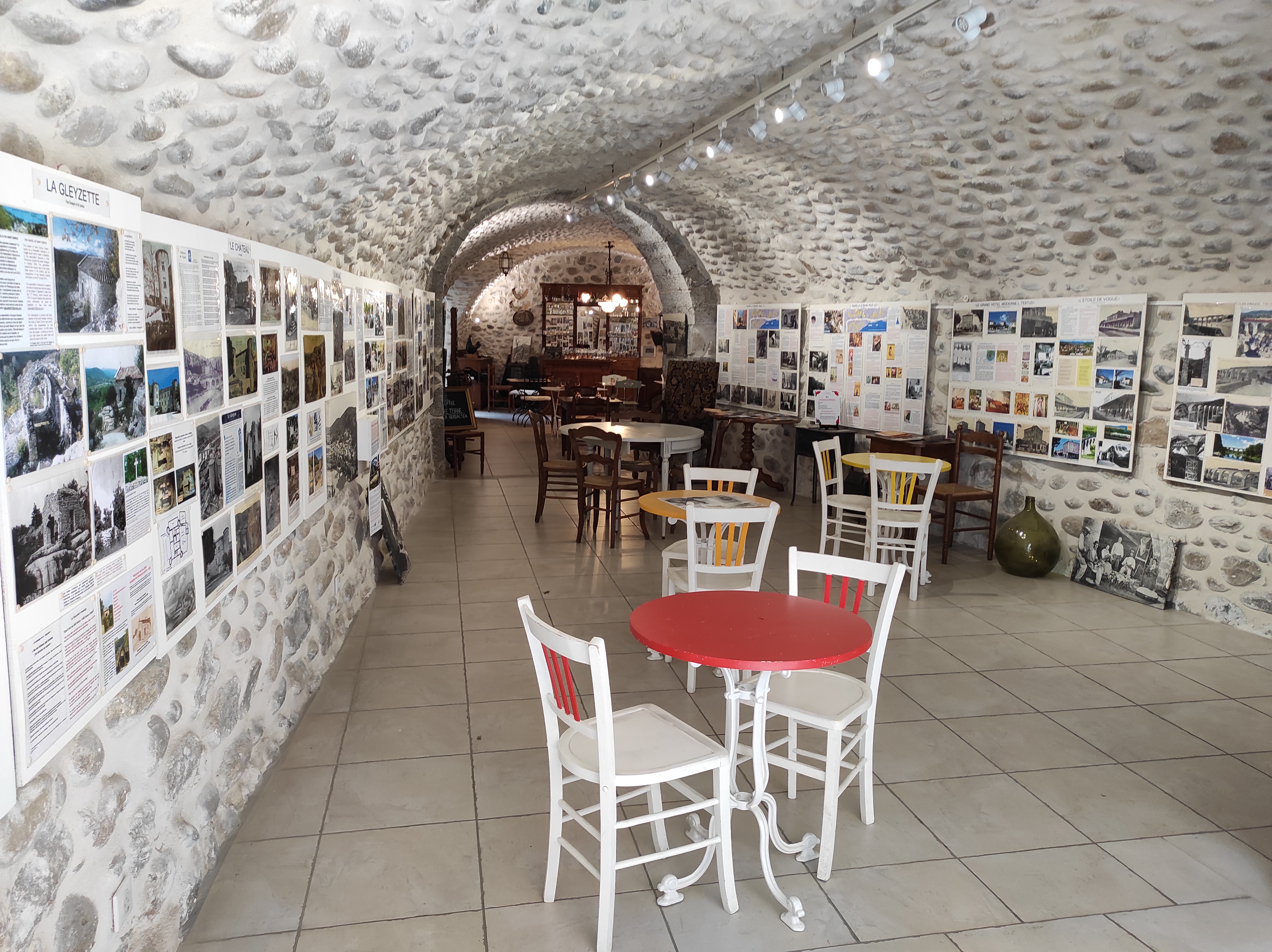 Photo n° 2 de l'avis de Annette.. fait le 24/06/2022 à 20:22
