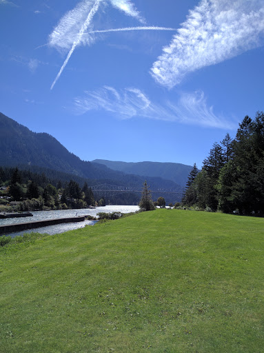 Grocery Store «Columbia Market», reviews and photos, 450 Wa Na Pa St, Cascade Locks, OR 97014, USA