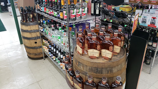 Liquor Store «Big Ten Okemos Party Store», reviews and photos, 2950 Jolly Rd, Okemos, MI 48864, USA