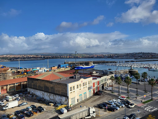Inmobiliaria Etxegune - ¡Tú pones tus ilusiones, nosotros las soluciones! en Santurtzi