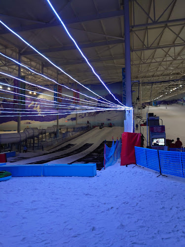 Reviews of Snow + Rock Chill Factore in Manchester - Sporting goods store