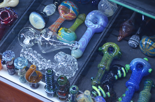 Tobacco Shop «The Konnexion», reviews and photos, 106 S Linn St, Iowa City, IA 52240, USA