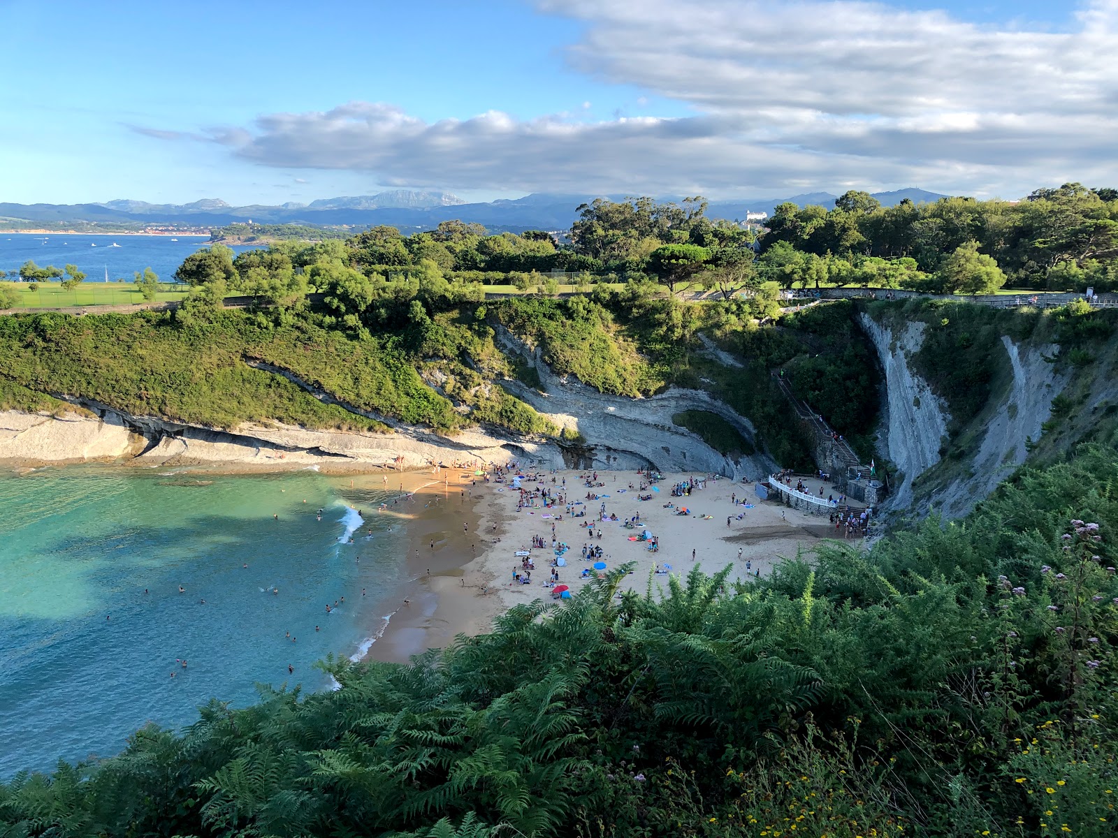 Fotografija Matalenas plaža z majhen zaliv