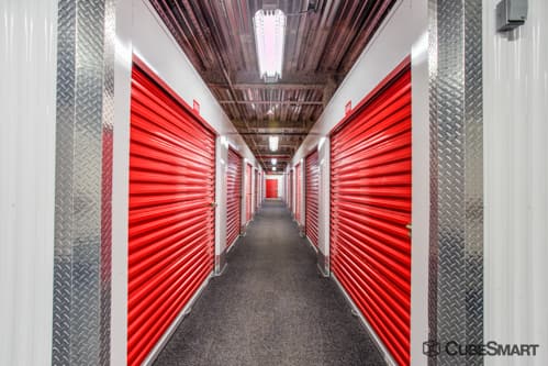 Self-Storage Facility «CubeSmart Self Storage», reviews and photos, 251-63 Jericho Turnpike, Queens, NY 11426, USA