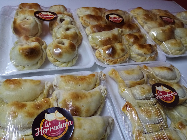 Empanadas La Herradura