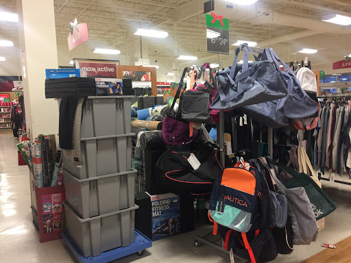 Department Store «T.J. Maxx», reviews and photos, 1751 Ritchie Station Ct, Capitol Heights, MD 20743, USA
