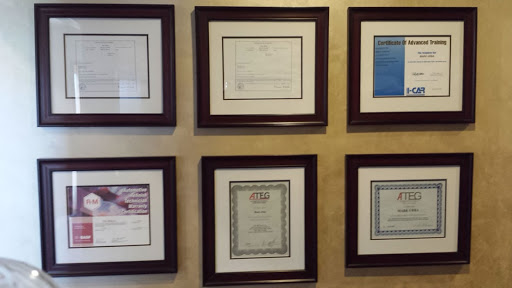 Auto Body Shop «Turks Collision Repair», reviews and photos, 508 Twin Rail Dr, Minooka, IL 60447, USA