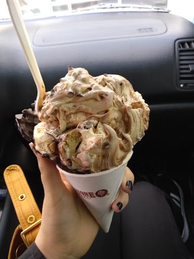 Ice Cream Shop «Cold Stone Creamery», reviews and photos, 9917 Southpoint Pkwy, Fredericksburg, VA 22407, USA