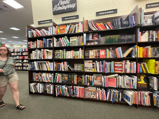 Book Store «Barnes & Noble», reviews and photos, 5101 Main St, Williamsburg, VA 23188, USA