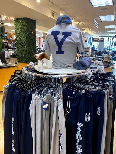 Book Store «Yale University Bookstore», reviews and photos, 77 Broadway, New Haven, CT 06511, USA