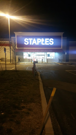 Office Supply Store «Staples», reviews and photos, 179 Highland Ave, Seekonk, MA 02771, USA
