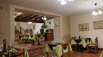 Atmosphère du Restaurant de cuisine européenne moderne Le Roman Des Saveurs à Montmorillon - n°9