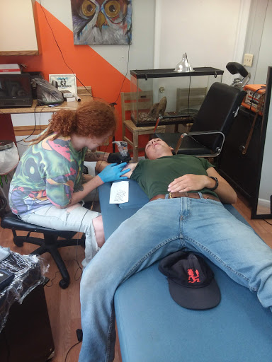 Tattoo Shop «Sacred Ink Tattoo», reviews and photos, 2707 E Court St, Flint, MI 48503, USA