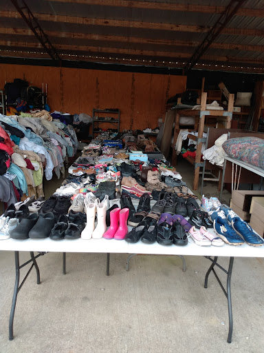 Flea Market «Awesome Deals Flea Market», reviews and photos, 19331 28th St, Long Beach, MS 39560, USA