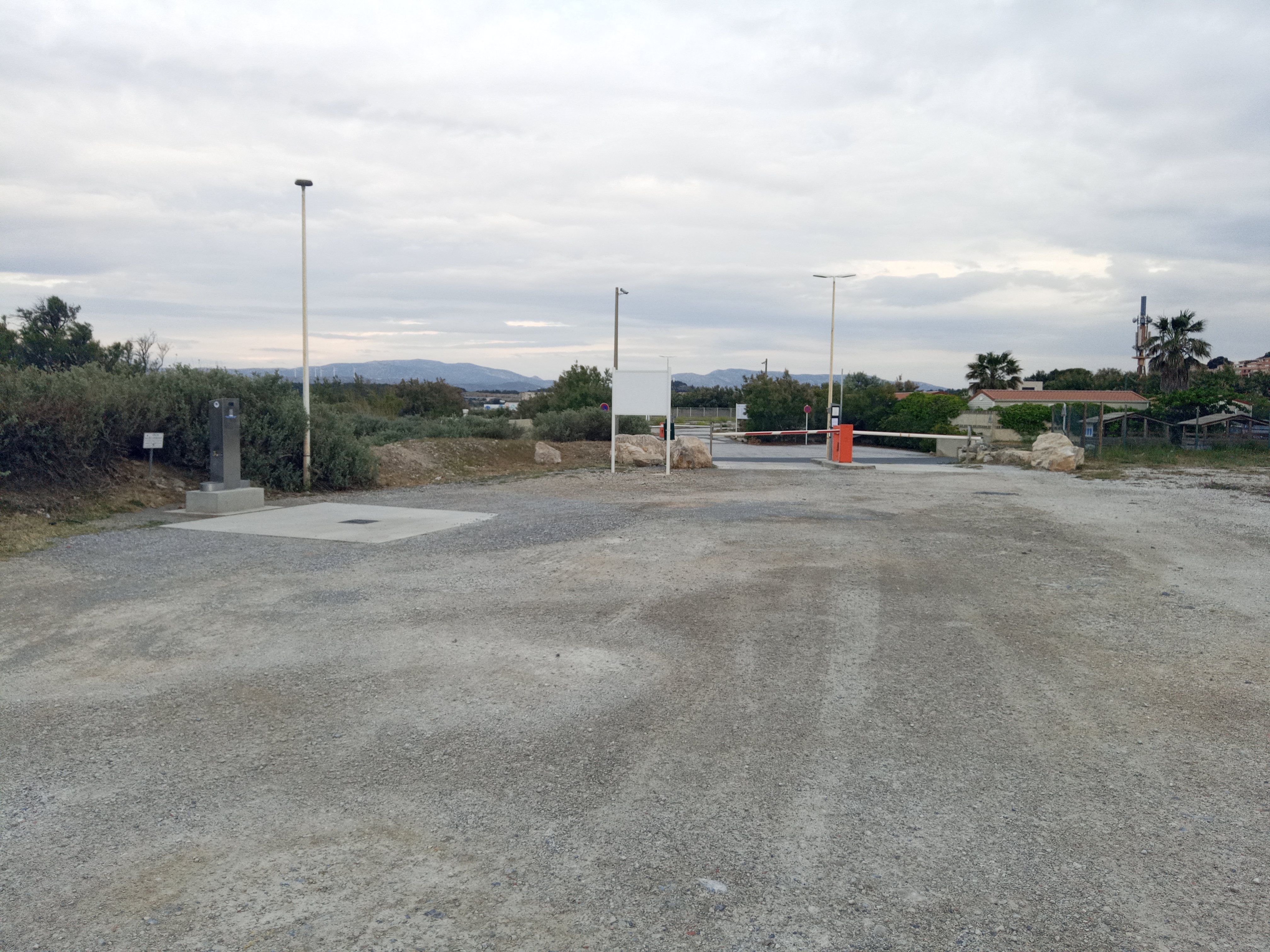 Photo n° 3 de l'avis de Willi.� fait le 19/05/2023 à 05:18