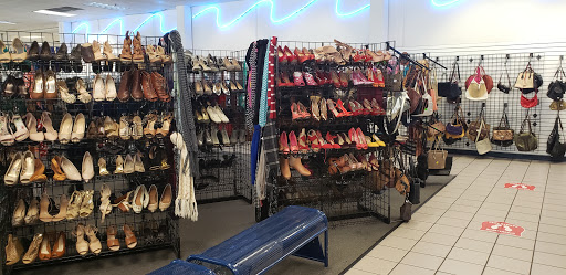 Thrift Store «The Salvation Army Family Store & Donation Center», reviews and photos, 2208 Washington Ave, Houston, TX 77007, USA