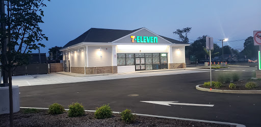 Convenience Store «7-Eleven», reviews and photos, 148 Pine Aire Dr, Bay Shore, NY 11706, USA