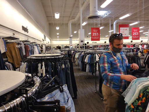 Department Store «Nordstrom Rack Tempe Marketplace», reviews and photos, 1900 E Rio Salado Pkwy, Tempe, AZ 85281, USA