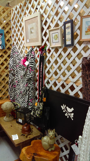 Thrift Store «County Line Thrift Store», reviews and photos, 4130 Charles Hardy Pkwy, Dallas, GA 30157, USA