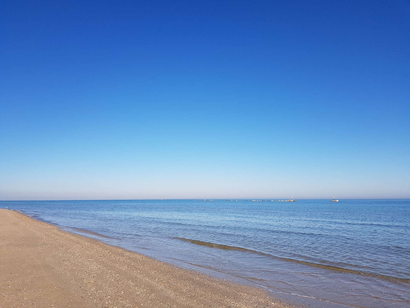 Fotografija Spiaggia di Roseto Degli Abruzzi z visok stopnjo čistoče