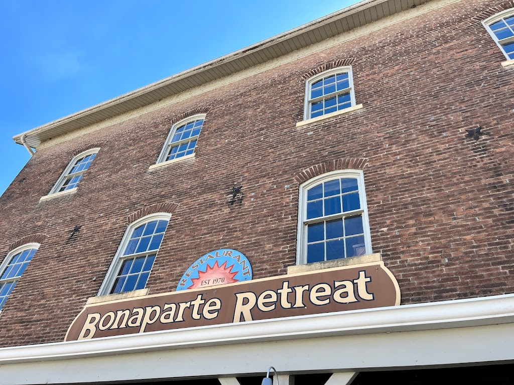 Bonaparte Retreat: Bonaparte, Iowa 52620