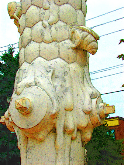 Public Sculpture/The Honey Bees Hydrant