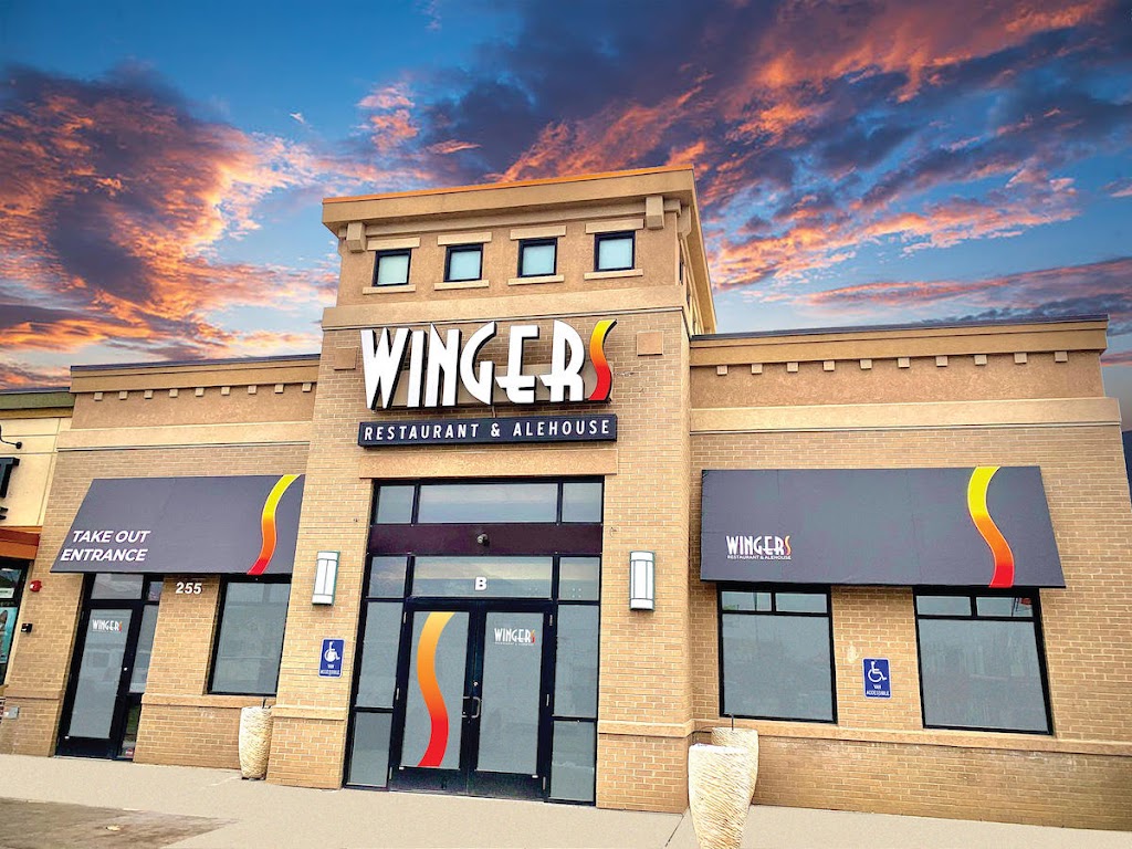 Wingers Restaurant & Alehouse 84010