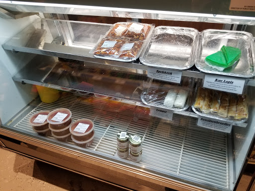 Grocery Store «Holland International Market», reviews and photos, 9835 Belmont St, Bellflower, CA 90706, USA