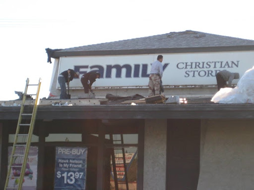 Roofing Contractor «Final Touch Roofing», reviews and photos, 5600 Vantage Ave, North Hollywood, CA 91607, USA