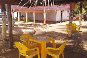 Bar e restaurante coqueiros image